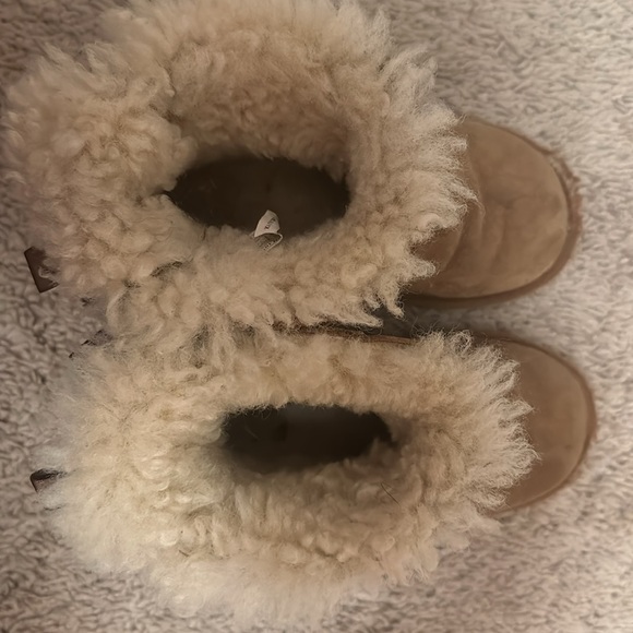 Ugg Boots c12 - Picture 3 of 7